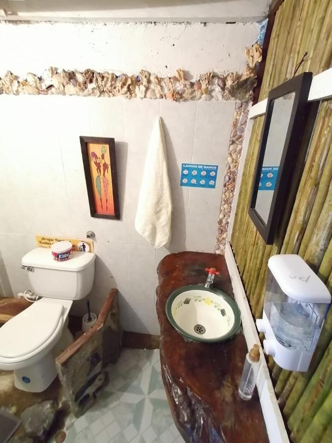 Hospedaje Pirata Express Capurganá Zewnętrze zdjęcie